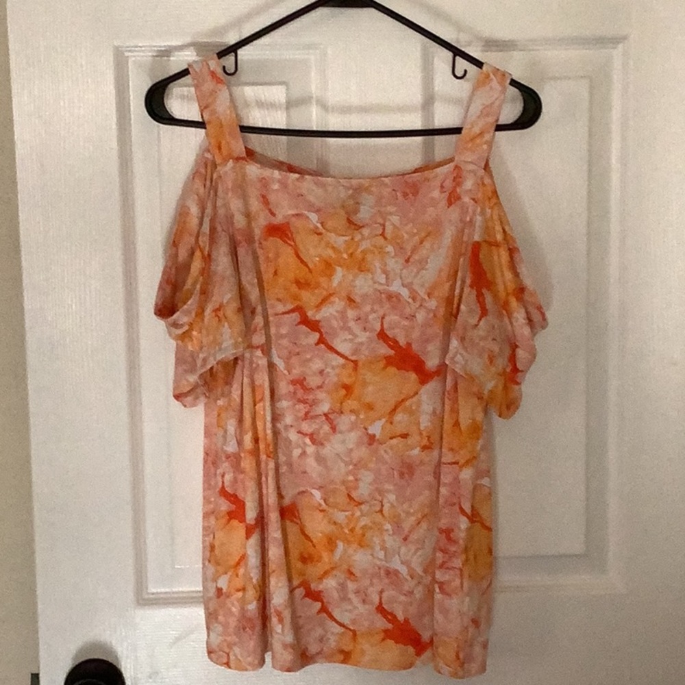 Cold shoulder top